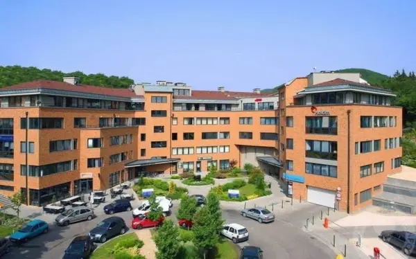 Kiadó iroda, Budapest, II. kerület 20+5 szoba 566 m² 2.66 M Ft/hó + Áfa