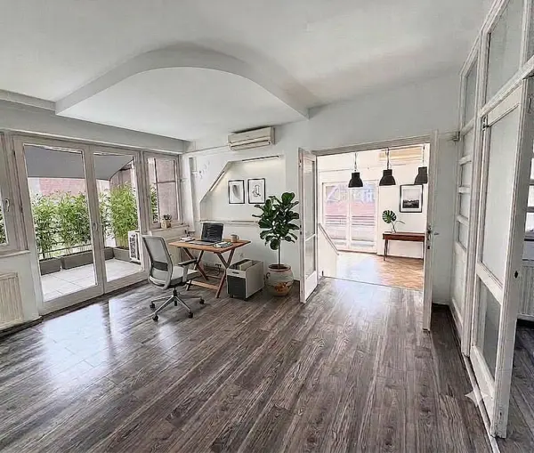 Kiadó iroda, Budapest, III. kerület 8 szoba 260 m² 1.1 M Ft/hó