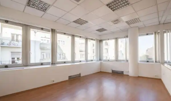 Kiadó iroda, Budapest, XIII. kerület 13 szoba 326 m² 1.64 M Ft/hó