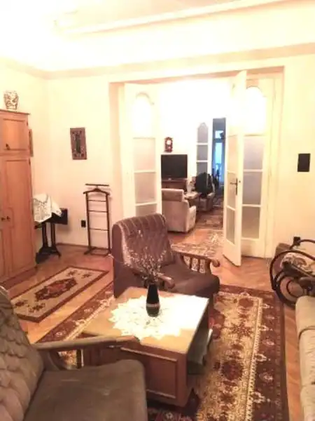 Kiadó téglalakás, Budapest, XIII. kerület 3+1 szoba 103 m² 390 E Ft/hó