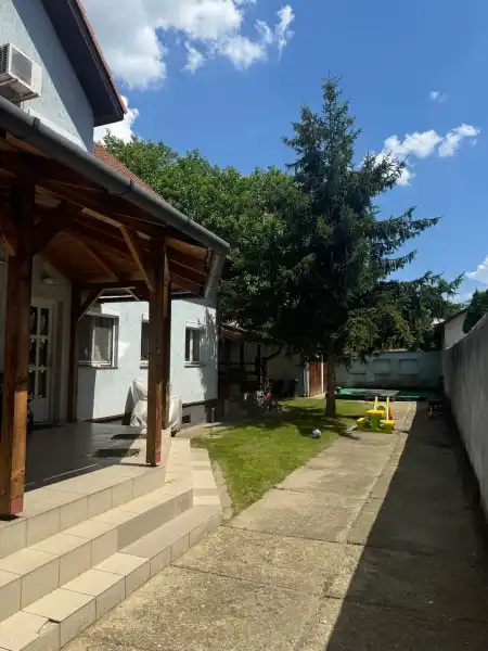Kiadó házrész, Budapest, XV. kerület 3 szoba 60 m² 260 E Ft/hó