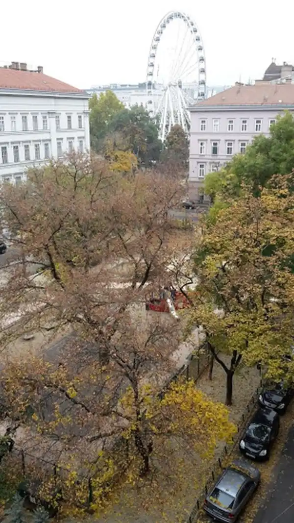 Kiadó téglalakás, Budapest, V. kerület 3 szoba 101 m² 564 E Ft/hó