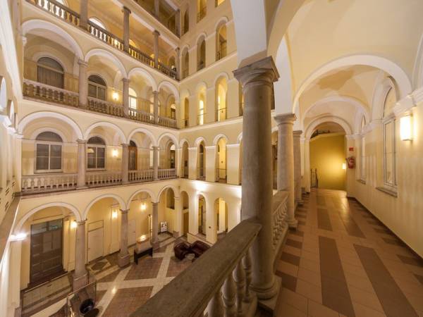 kiadó újszerű iroda, Budapest, VI. kerület