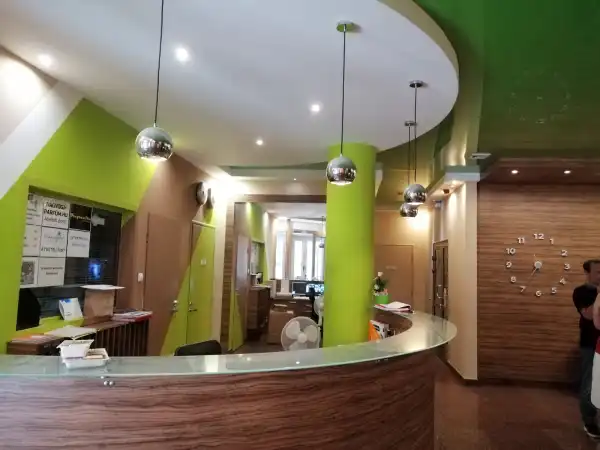 Kiadó újszerű iroda, Budapest, VI. kerület 6 szoba 275 m² 983 E Ft/hó + Áfa