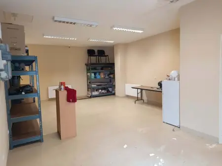 Kiadó üzlethelyiség udvarban, Budapest, XIII. kerület 2 szoba 100 m² 260 E Ft/hó + Áfa